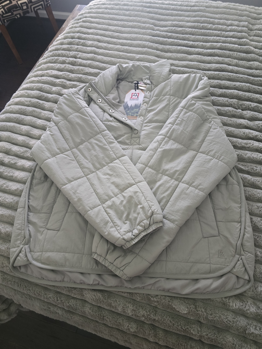 Light Sage Quilted Pullover Jacket